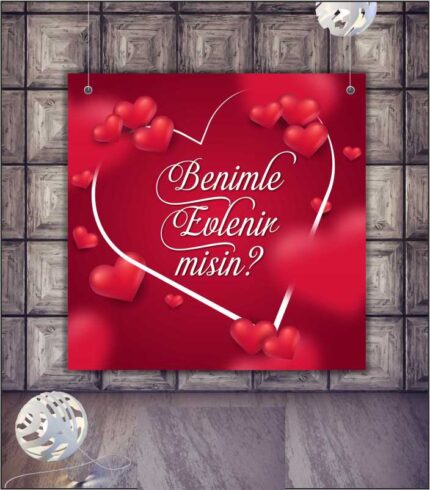 Kırmızı Kalp Yağmuru Benimle Evlenir Misin Afişi